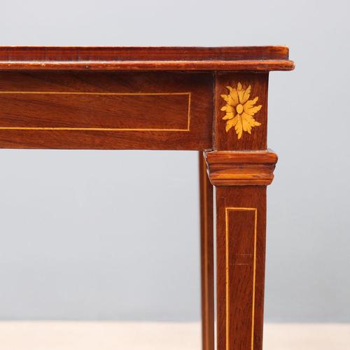 Small Antique Directoire Style Table in Violet Wood, 20th Century For Sale - Image 5 of 10