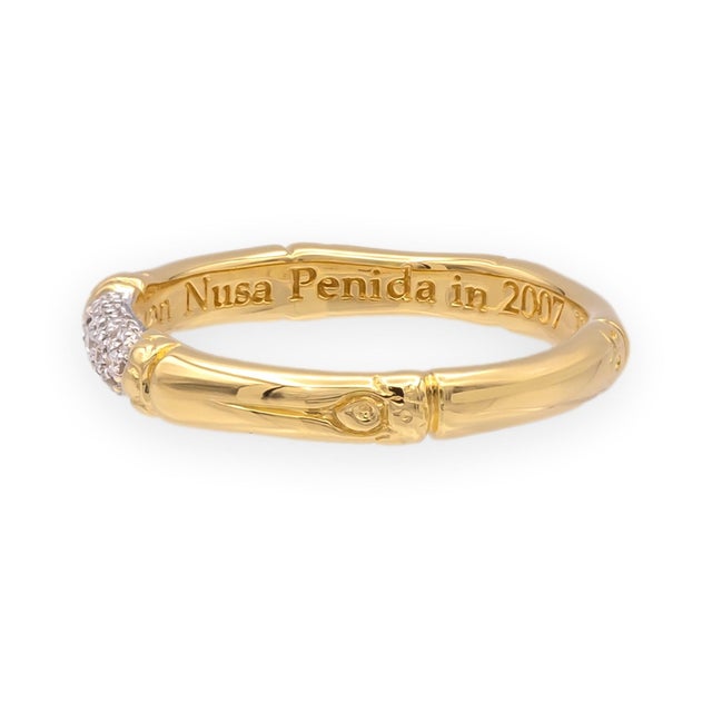 Contemporary John Hardy Bamboo Collection 18k Yellow Gold Pavé Diamond Band Ring Size 7 For Sale - Image 3 of 8