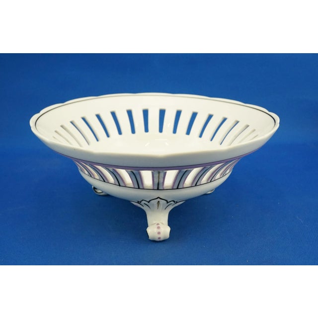 Porcelain Centerpiece Vase by Ginori Doccia of Florence, 1800 For Sale - Image 5 of 18