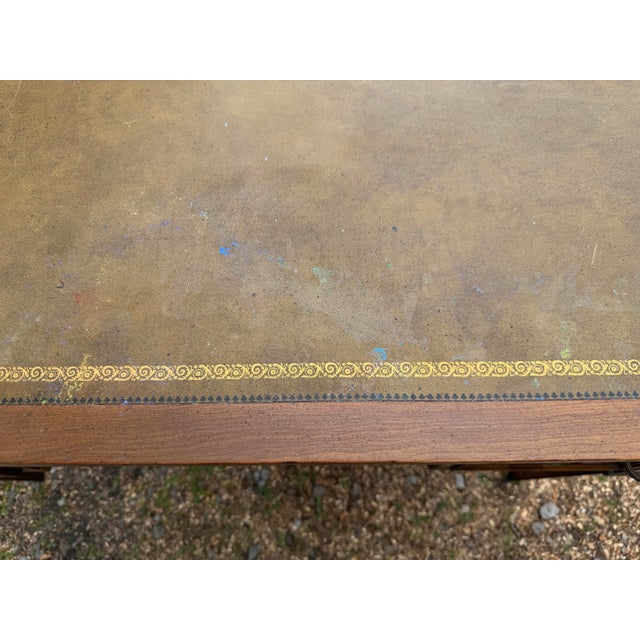 Traditional Early 20th Century Sligh-Lowry Regency Revival Writing Desk – Kidney Shaped, Leather Top For Sale - Image 3 of 12