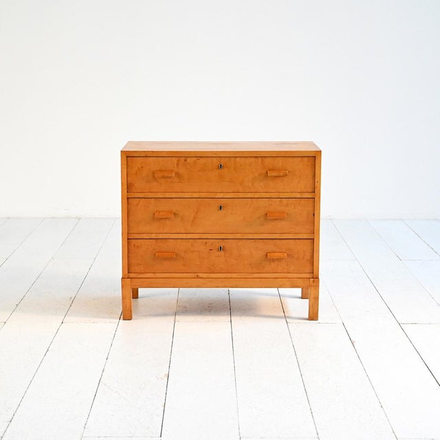 Deco Chest of Drawers in Flamed Birch, 1930s For Sale - Image 6 of 6
