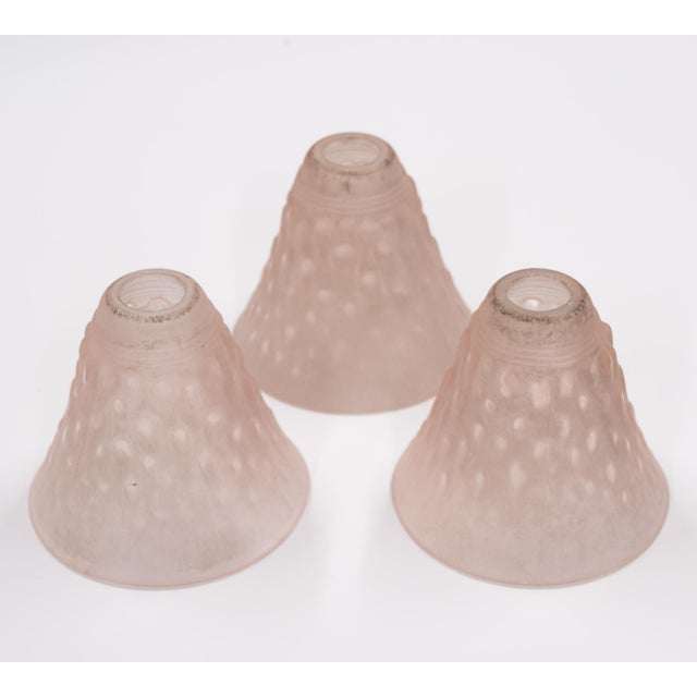 Art Deco Lunéville Pink Frosted and Wrought Iron Chandelier 1925 by Muller Frères, 1920s For Sale - Image 6 of 15