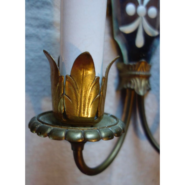 Early 21st Century Venetian Art Deco Etched Mirrored Wall Sconces - a Pair For Sale - Image 5 of 14