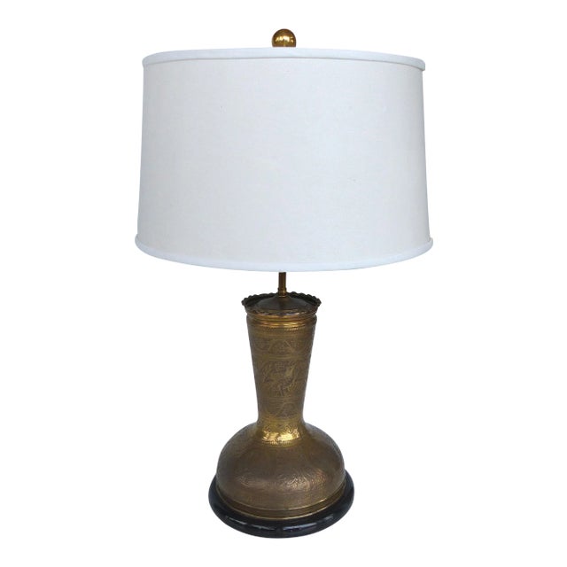 Incised Brass Table Lamp With Wood Base For Sale