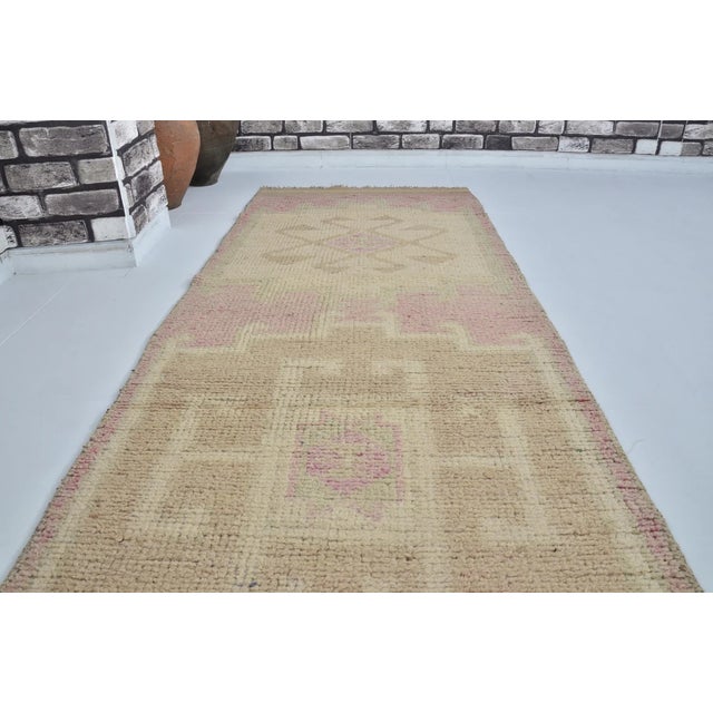 Tan Mid 20th Century Home Living Decor Wool Carpet For Sale - Image 8 of 10