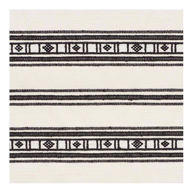 Sample - Schumacher Buena Vista Fabric in Black For Sale