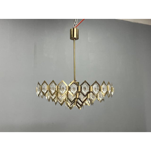 Faceted Glass Chandelier attributed to Jaroslav Bejvl for Kamenicky Senov, 1960s For Sale - Image 3 of 18