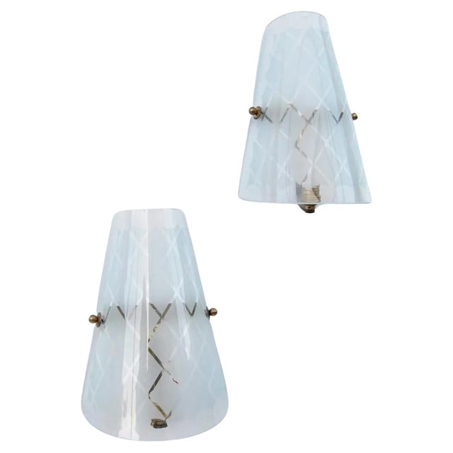 Wall Lights in Glass, 1950s, Set of 2 For Sale