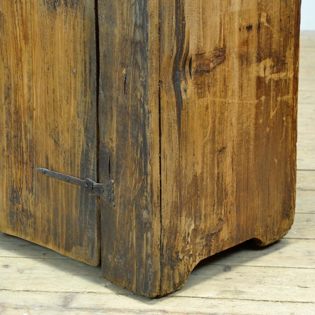 Vintage Pantry Cabinet in Oak, 1820 For Sale - Image 13 of 16