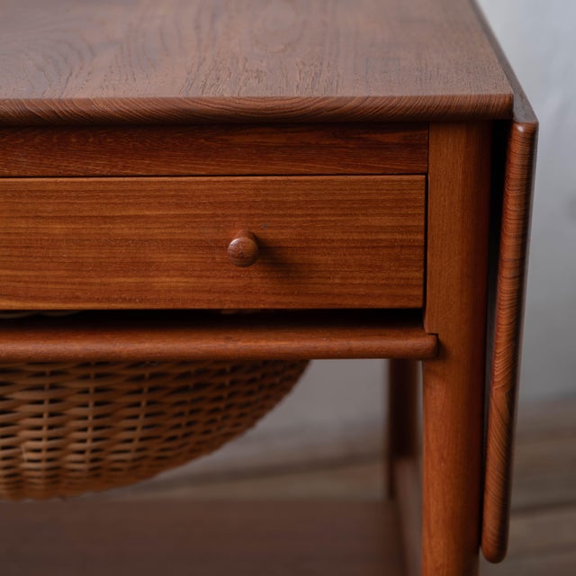 Hans J. Wegner Sewing Table, Model at-33, 1960s For Sale - Image 9 of 17