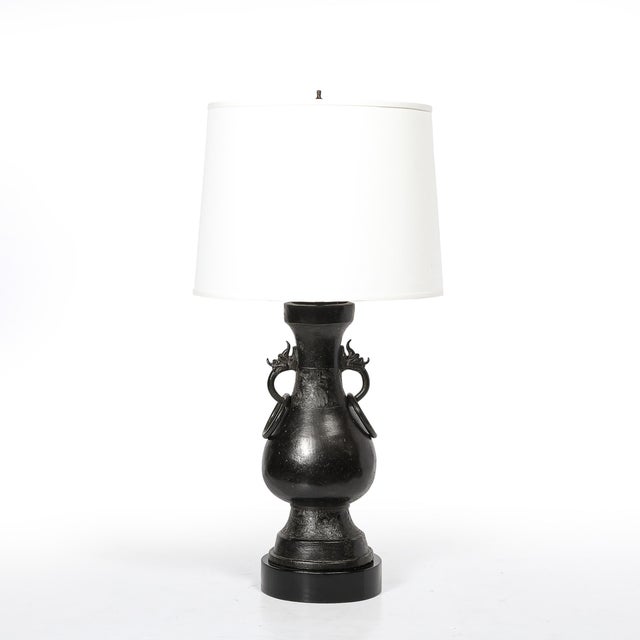 Pair of Mid-Century Iron Dragon Amphora Chinoiserie Table Lamps W/ Ring Details For Sale - Image 4 of 15