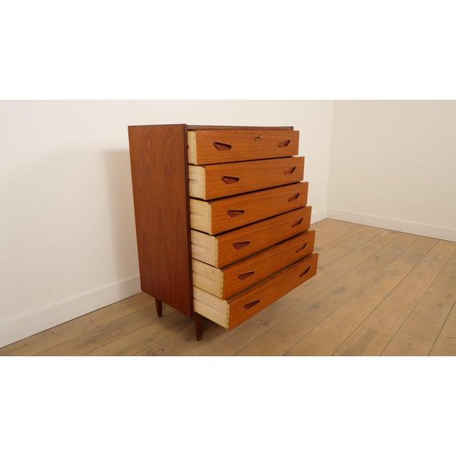 Wood Vintage Danish Chest of Drawers in Teak For Sale - Image 7 of 10