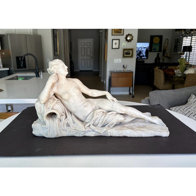 19th-Century Italian White Marble Sculpture Reclining Nymph Woman For Sale In Palm Springs - Image 6 of 18