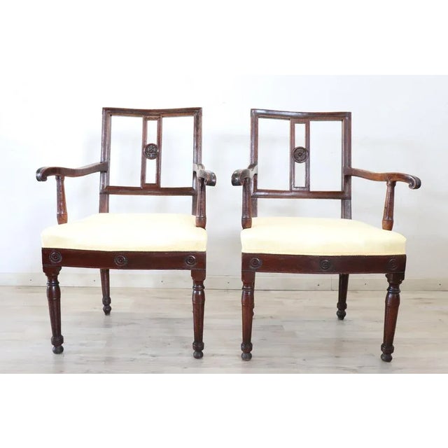 Set of 18th Century Armchairs in Walnut For Sale - Image 4 of 13