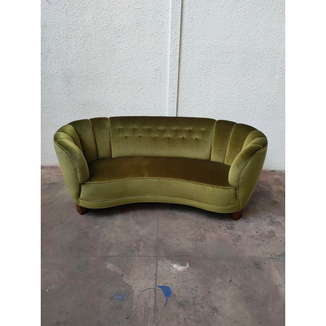 Mid-Century Modern Mid-Century Scandinavian Velvet Banana Sofa, 1980 For Sale - Image 3 of 12