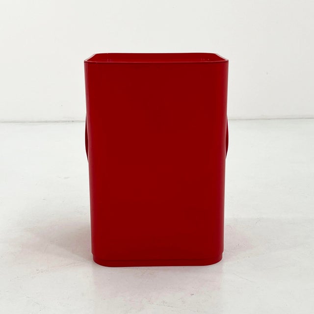 Kartell Red Laundry Bin by Anna Castelli for Kartell, 1970s For Sale - Image 4 of 9