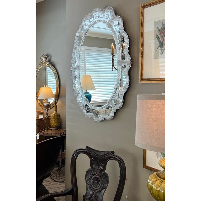 Traditional Venetian Reverse-Etched Oval Mirror For Sale - Image 3 of 8