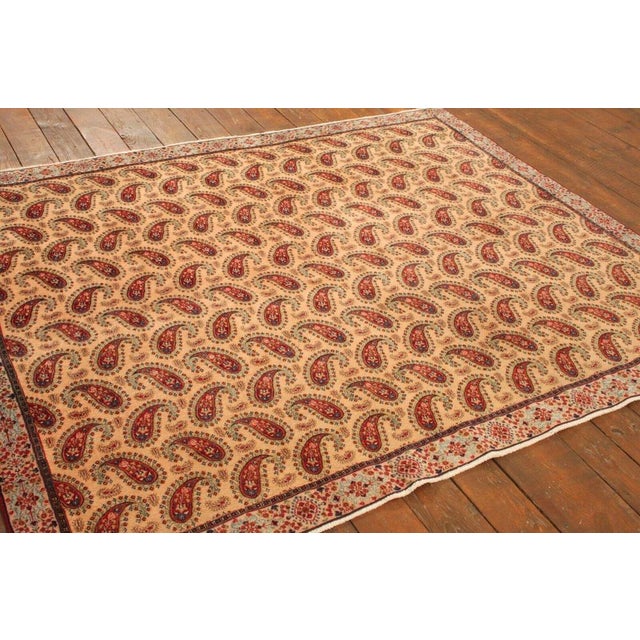Middle Eastern Hand-Knotted Rug in Wool For Sale - Image 4 of 11