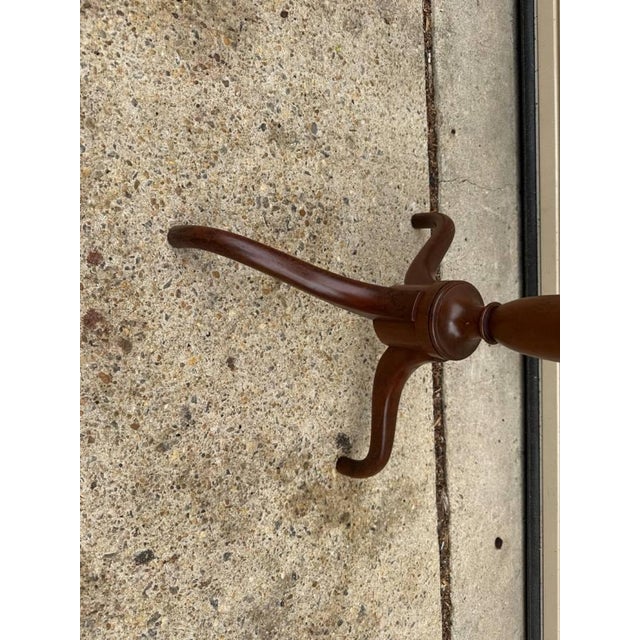 Antique 19th Century American Hepplewhite Style Spider Leg Tilt-Top Table For Sale In Washington DC - Image 6 of 11