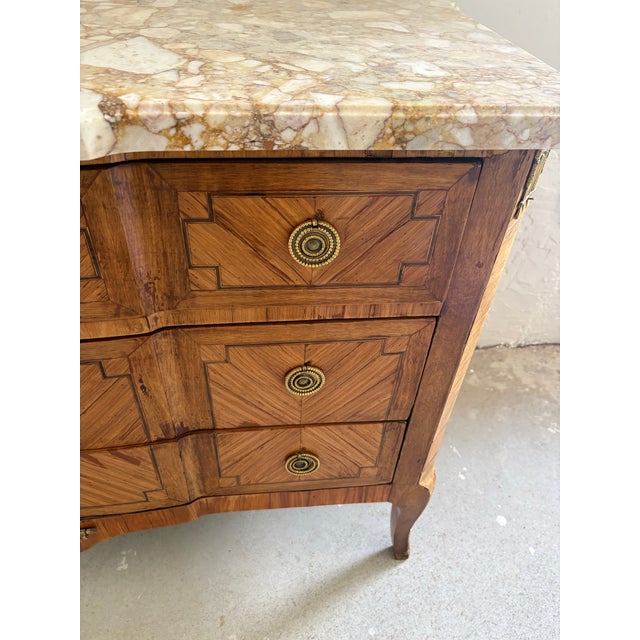 Wood Louis XV Period Kingwood Parquetry Commode With Breche Marble Top, 18th Century For Sale - Image 7 of 9