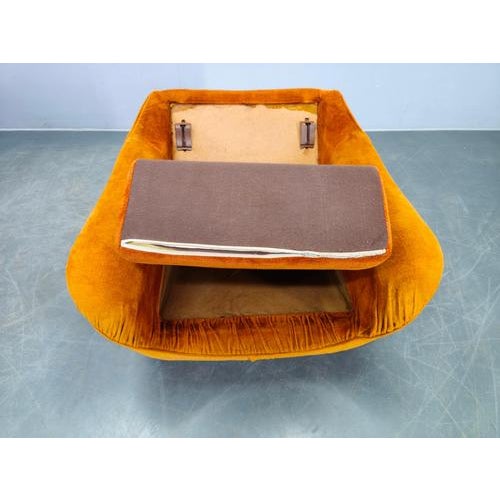 Space Age Italian Lounge Chairs in Orange Upholstery, 1970s, Set of 2 For Sale - Image 18 of 18