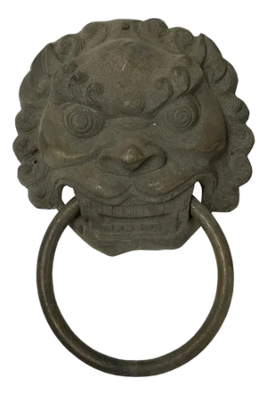 Vintage Iron Black Color Lion Head Shape Pull Handle Display