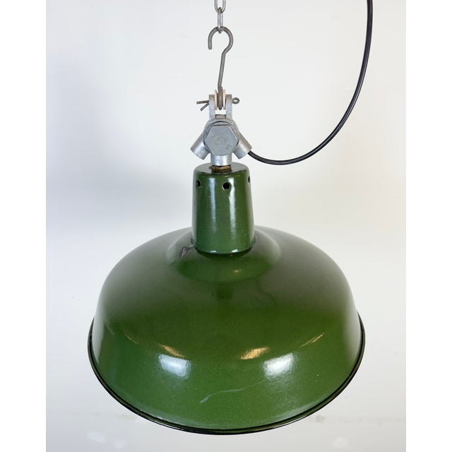 French Industrial Green Enamel Factory Pendant Lamp, 1960s For Sale - Image 9 of 16