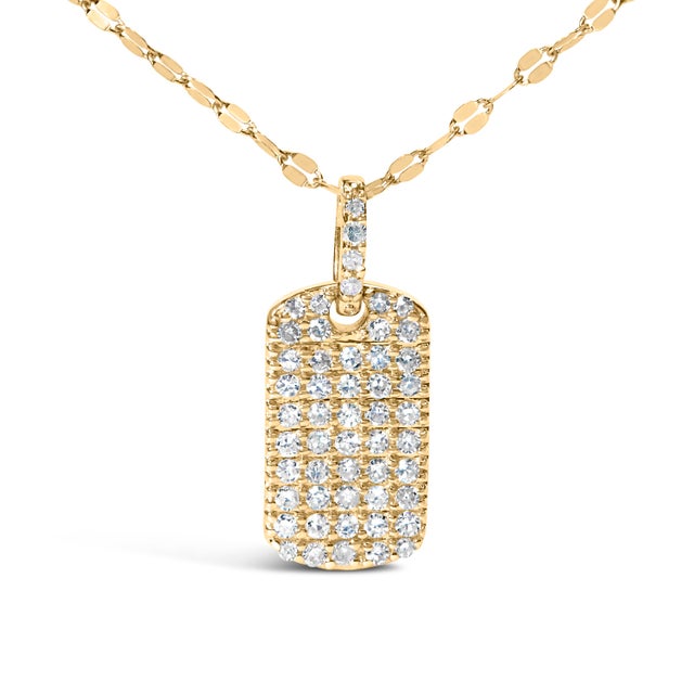 Immerse yourself in the undeniable elegance of this striking necklace, where luxury meets iconic design. Crafted in...