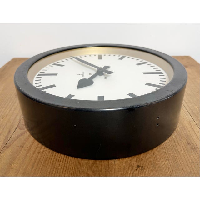Industrial Factory Black Wall Clock from Siemens, 1950s For Sale - Image 13 of 17