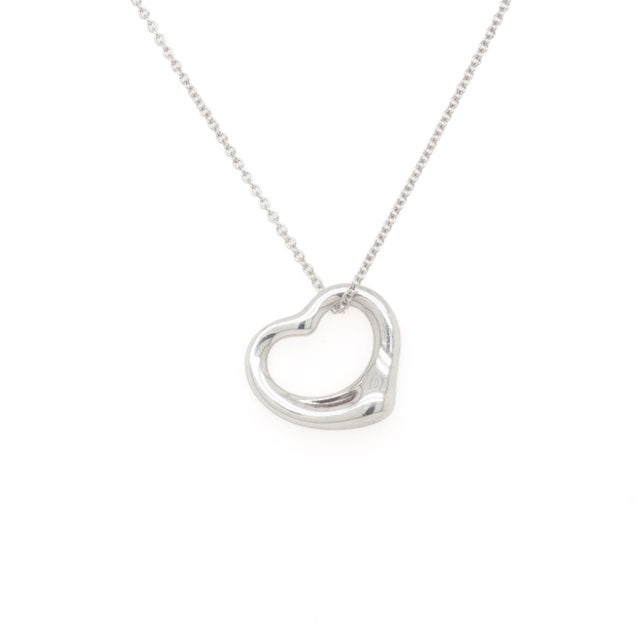 Elsa Peretti & Tiffany & Co. Tiffany & Co. Elsa Peretti Sterling Silver Open Heart Pendant Necklace For Sale - Image 4 of 12