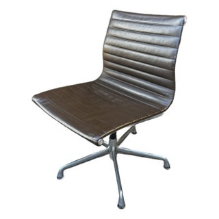 Herman Miller Eames Aluminum Group Side Chairs, Mid-Century Modern For Sale