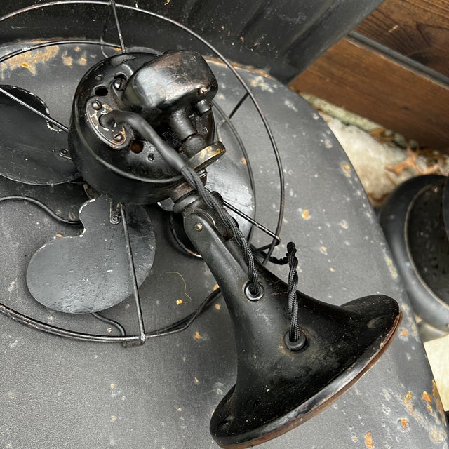 Emerson Vintage Emerson B Jr Oscillating Black Metal Desk Fan For Sale - Image 4 of 12