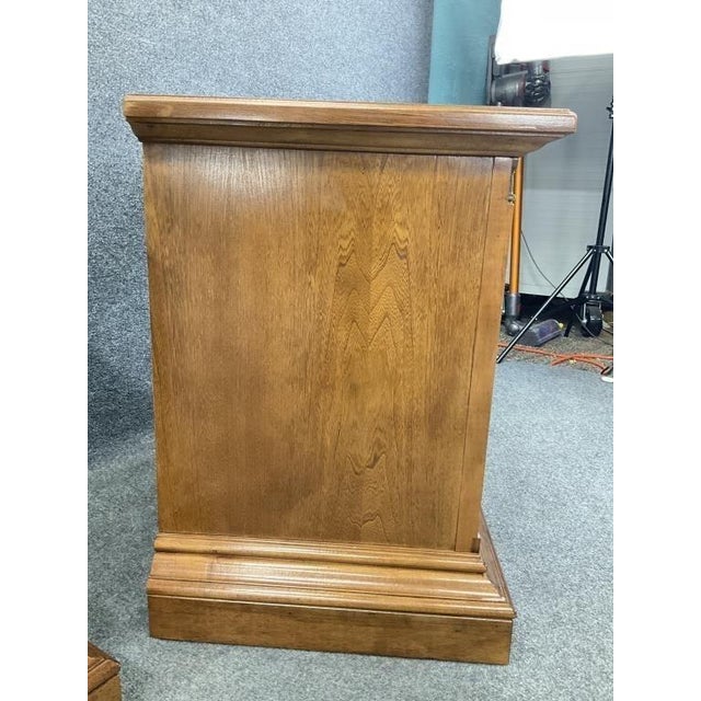 Late 20th Century Vintage Stanley Regency Nightstands, Solid Wood, Brass Hardware, Pair For Sale - Image 5 of 9