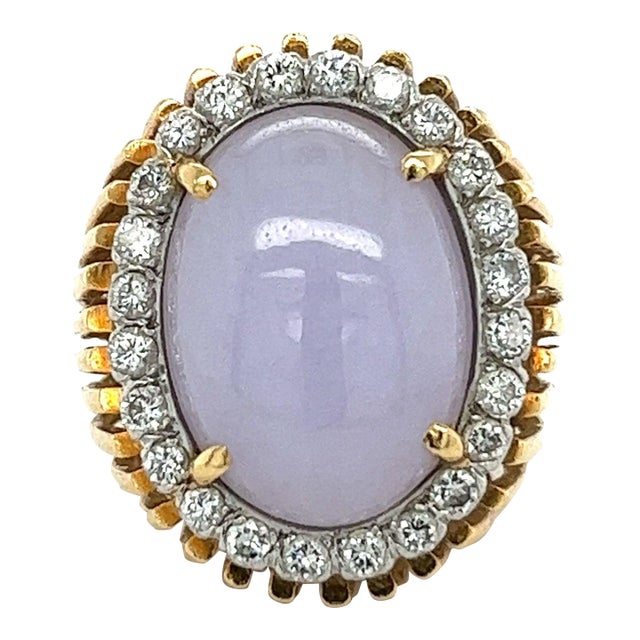 Certified 18K Gold Lavender Jade and Round Diamond Halo Ring, Size 7 For Sale