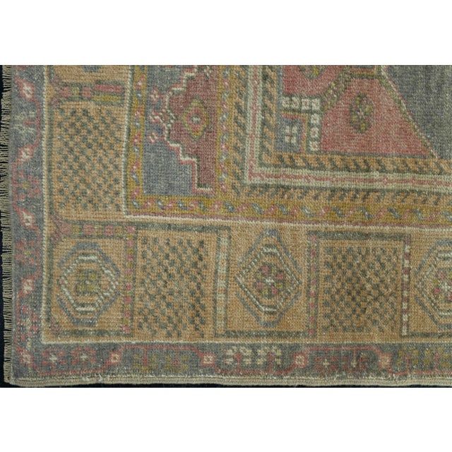 Turkish Vintage Rug 4'3" x 7'1" #17109 For Sale - Image 4 of 8