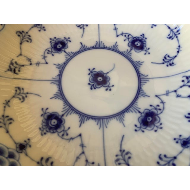 Traditional 1970s Royal Copenhagen Blue Fluted Full Lace Footed Bowl 1023 For Sale - Image 3 of 8