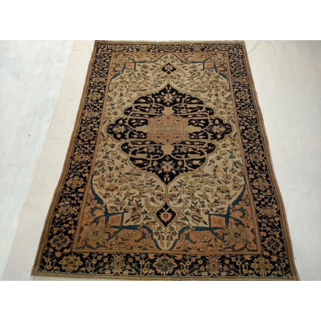 French Country 19th Century Persian Farahan Sarouk Area Rug, Handwoven Medallion Pattern, Ivory & Navy, 4’ X 5’ For Sale - Image 3 of 12