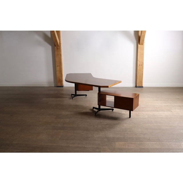 T96 Boomerang Desk by Osvaldo Borsani for Tecno, Italy, 1956 For Sale - Image 14 of 17