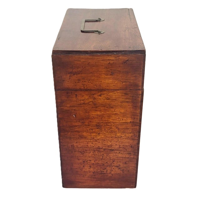 Brown 19th Century English Mahogany Traveling Bar Case 3 Bottle Liquor Decanter Box For Sale - Image 8 of 18