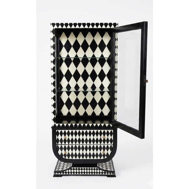 Boho Chic 1960s Harlequin Black and White Vitrine Curio Cabinet Whimsical Checkered Courtly Check Style. For Sale - Image 3 of 3