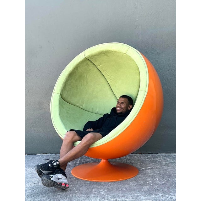 Eero Aarnio Vintage 70s Ball Chair After Eero Aarnio For Sale - Image 4 of 12