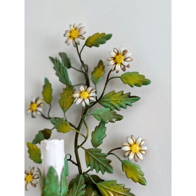 Mid-Century Modern French Tole Painted Daisy Floral Wall Sconces, 1970, Set of 2 For Sale - Image 3 of 18