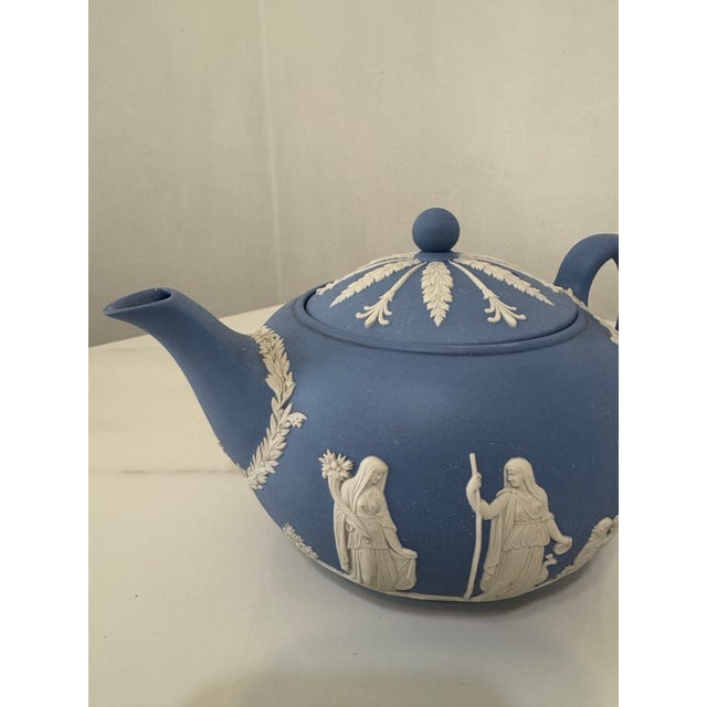 Neoclassical Vintage Wedgewood Jasper Blue Neoclassical Embossed Pattern Tea Pot For Sale - Image 3 of 12