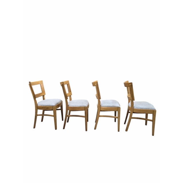 Mid Century Modern Heywood-Wakefield Dining Chairs in Blonde Birch for Reupholstery – Set of 4 A classic set of four...
