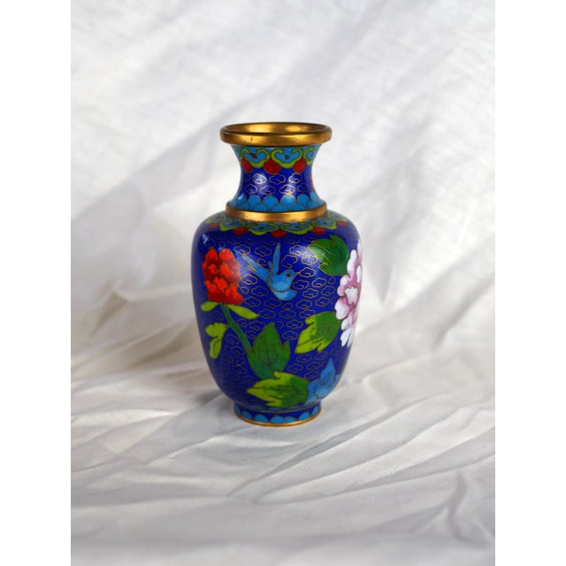 Mid-Century Chinese Blue Floral Bird Cloisonne Vase For Sale - Image 6 of 12