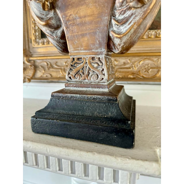 Ceramic 1980s French Nobility Bust by Quality Arts For Sale - Image 7 of 7