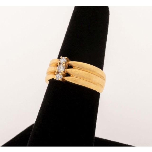 Late 20th Century Vintage Modernist 18k Yellow Gold Diamond Band Ring For Sale - Image 5 of 7