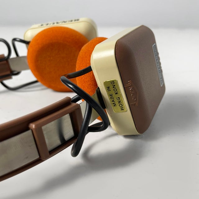 Metal Modern Headphone Radio from Renault Sound Radio, France, 1970s For Sale - Image 7 of 12