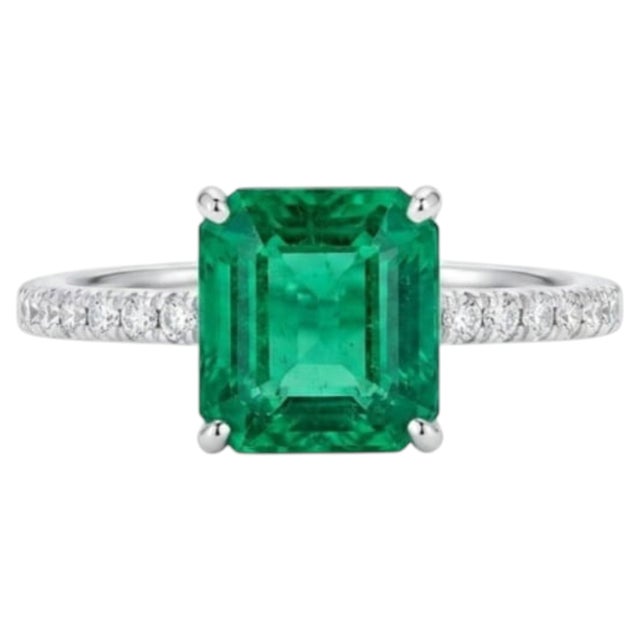 Natural Emerald 2.19cts & Diamond 0.13cts Ring in 18k Gold For Sale - Image 4 of 8