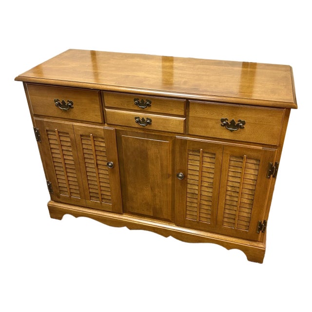 Late 20th Century Maple Buffet For Sale